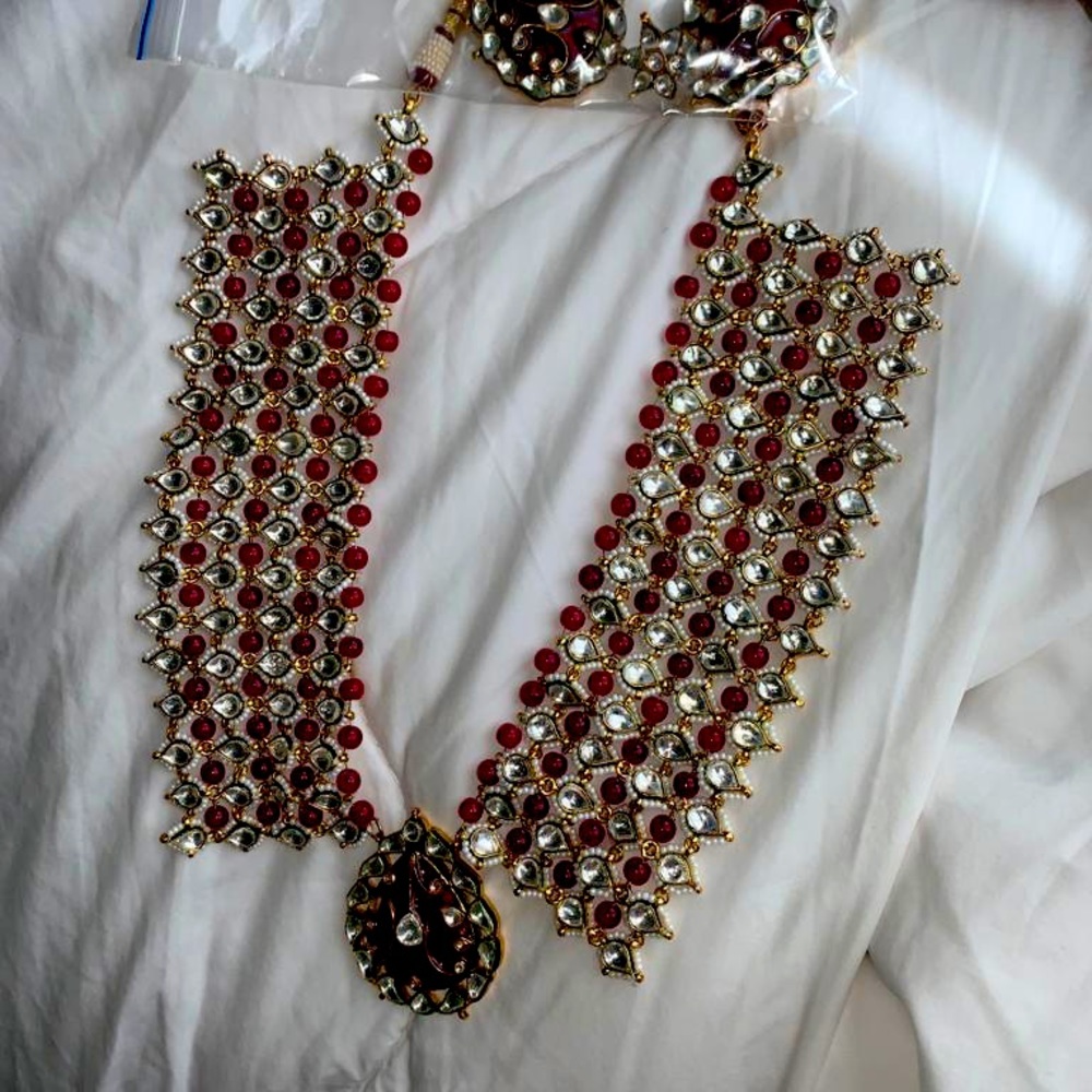 Custom-made Necklace with earrings